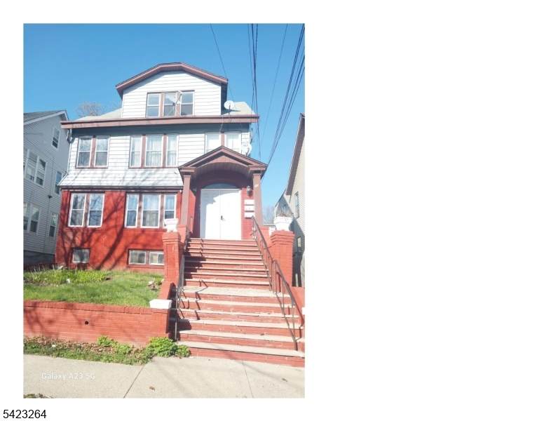 181 Keer  Ave - Photo 1