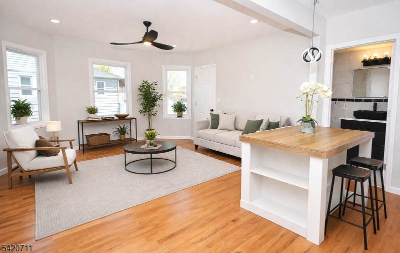 1324 George St - Photo 1