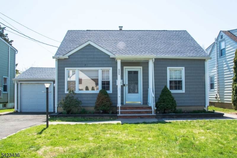 525 Passaic Ave - Photo 1