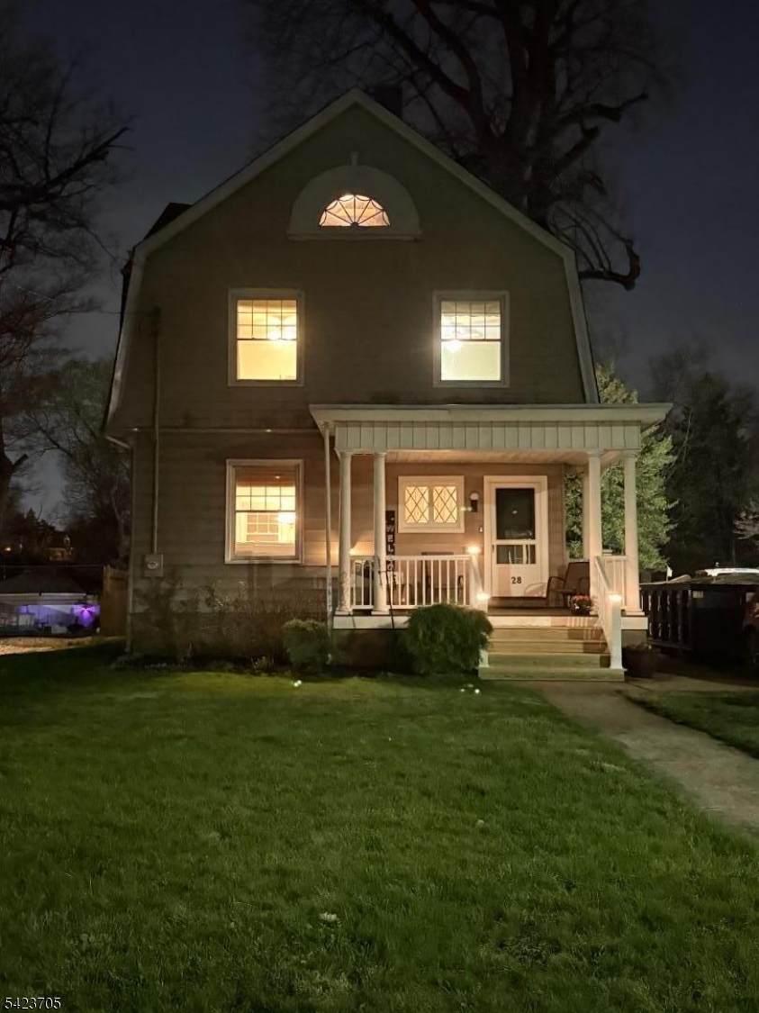 28 W Union Ave - Photo 1