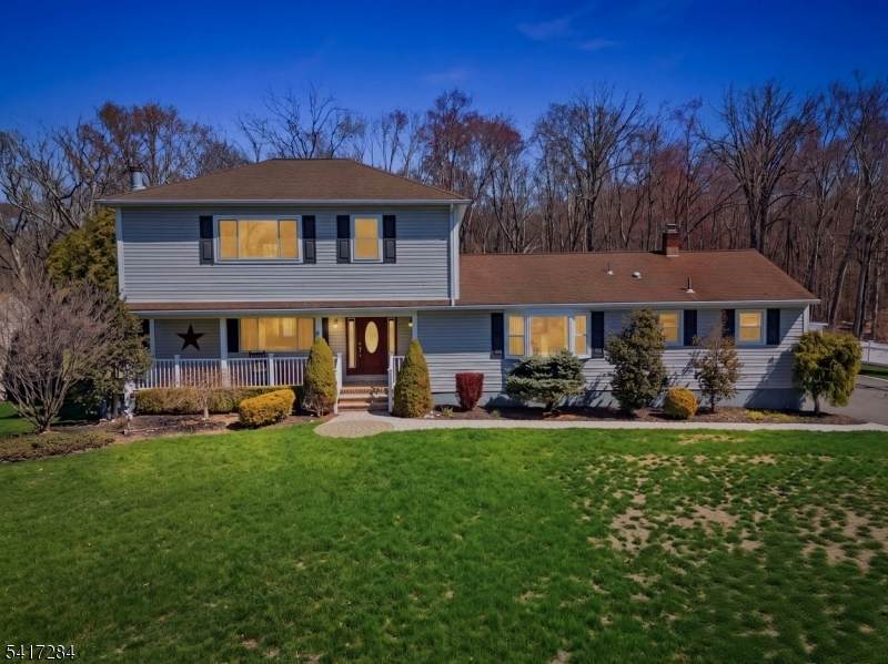 27 Heather Hills Dr - Photo 1