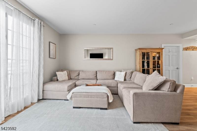 100 Shearwater Ct - Photo 1