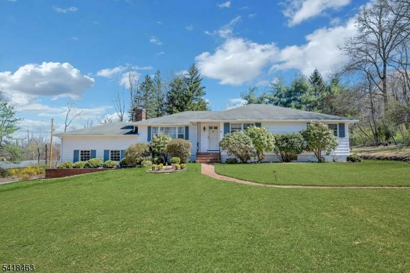 55 Carlton Rd - Photo 1