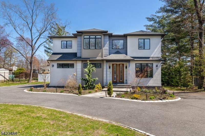 57 Walnut St - Photo 1