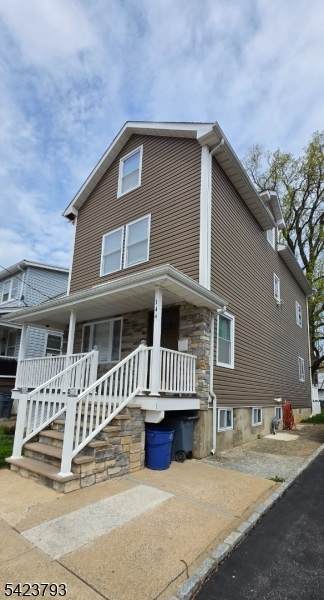 144 Silleck St - Photo 1