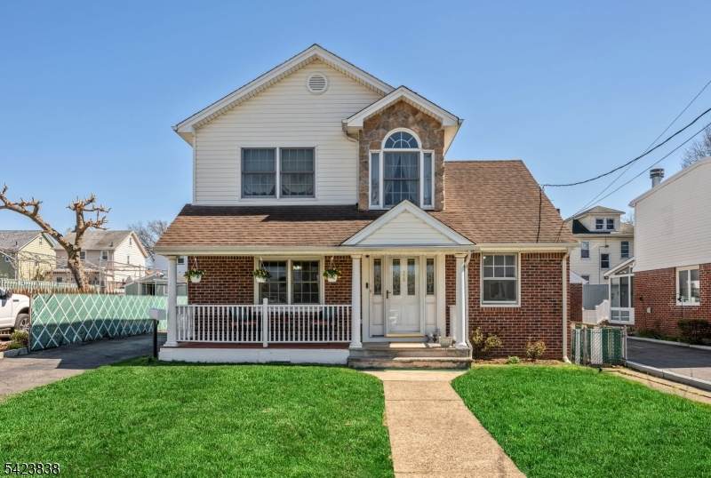 28 William St - Photo 1
