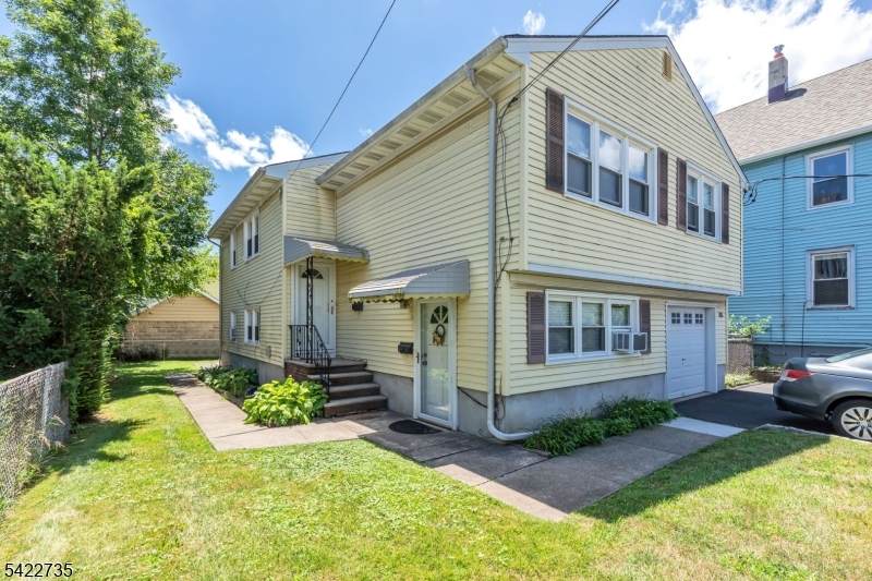 319 South Ave - Photo 1