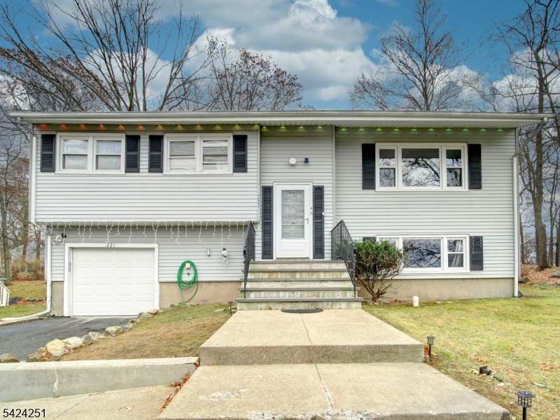 221 Chincopee Ave - Photo 1