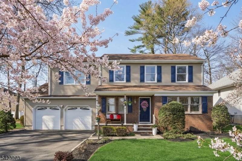 53 Salem St - Photo 1