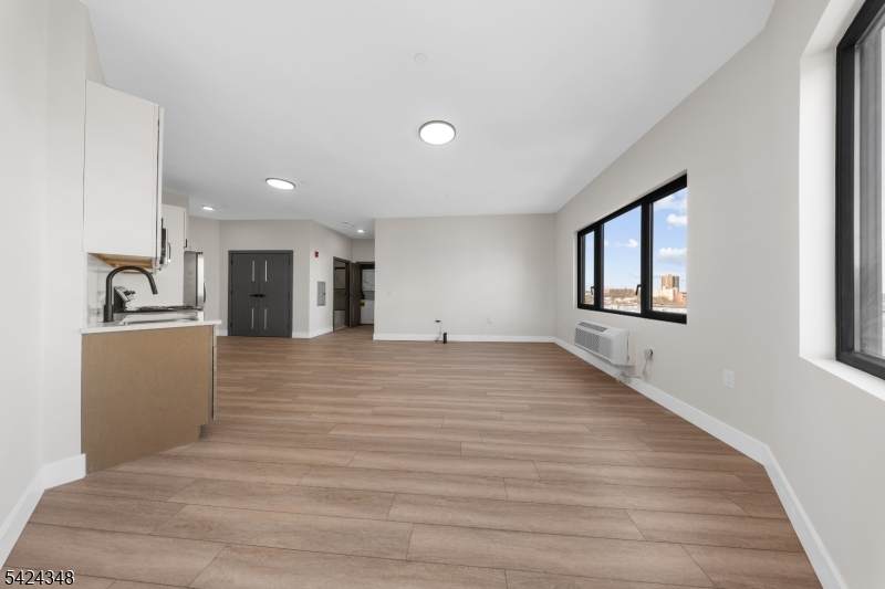 87 Mary St - Photo 1