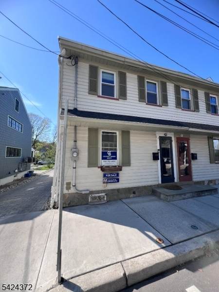 43 Ferry St - Photo 1