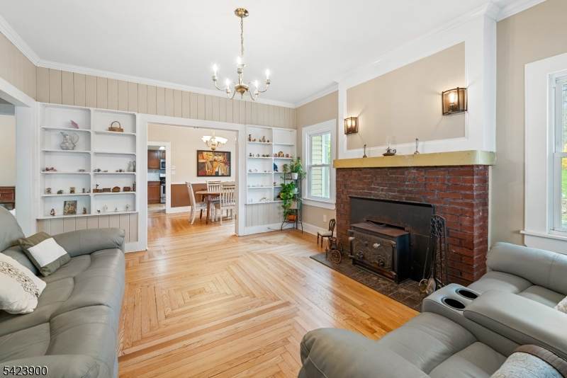 9 Bissell St - Photo 1