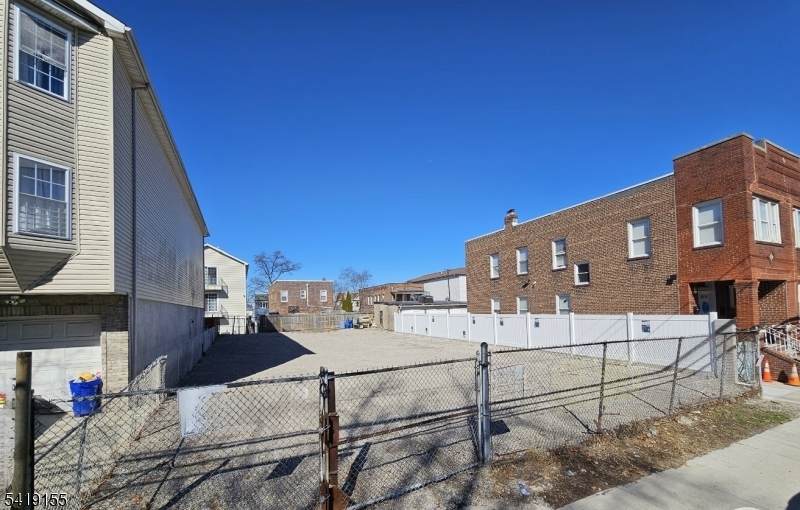 716 N 6Th St - Photo 1