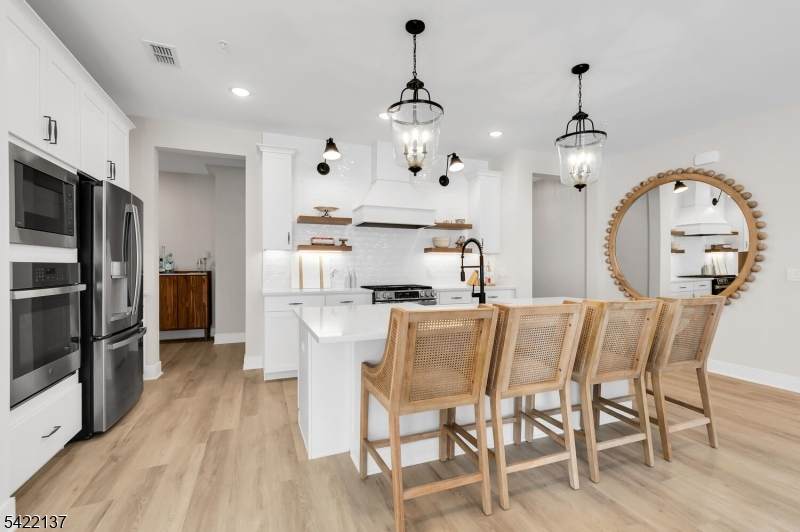 103 Honeysuckle Ln - Photo 1
