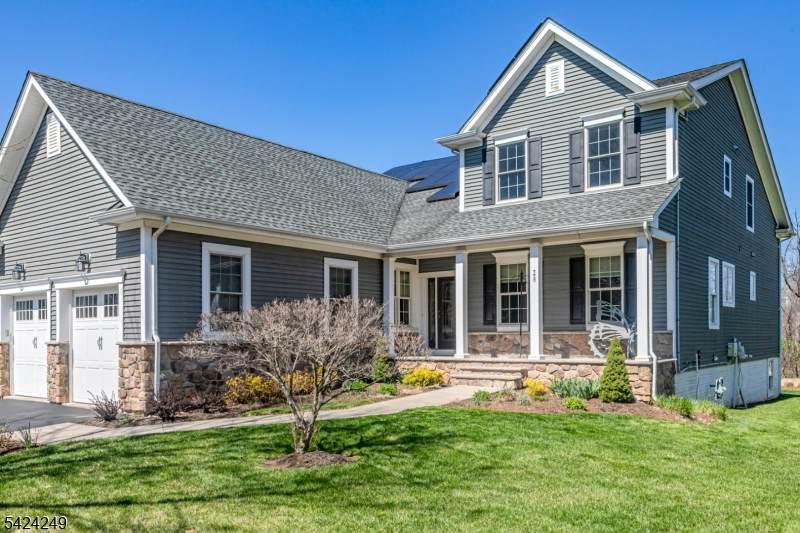 28 Bedford Dr - Photo 1