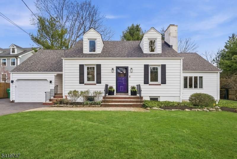 81 Mountain Avenue - Photo 1