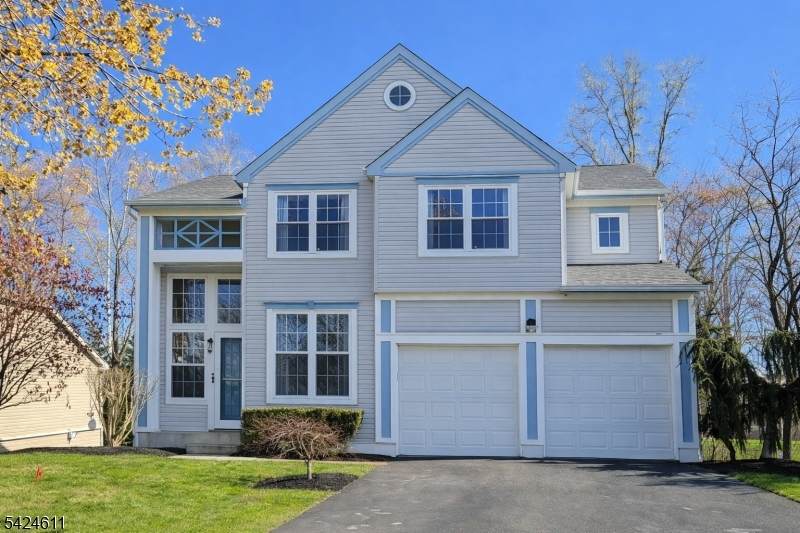 98 Harvard Cir - Photo 1
