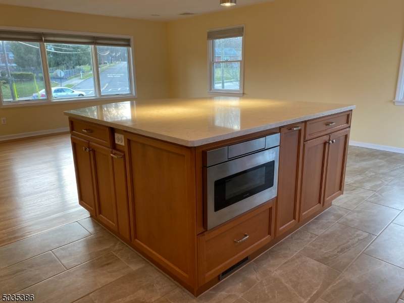 https://bt-photos.global.ssl.fastly.net/gsmls/orig_boomver_2_4020929-2.jpg