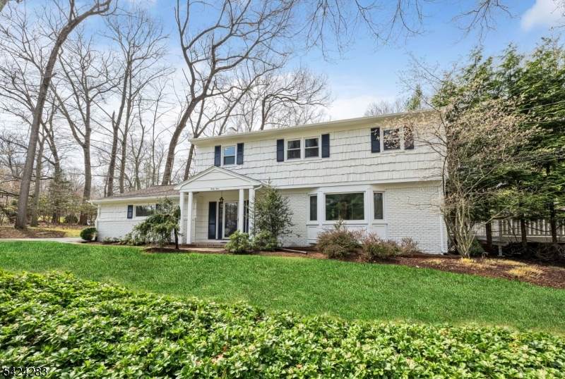 44 Deerfield Ter - Photo 1