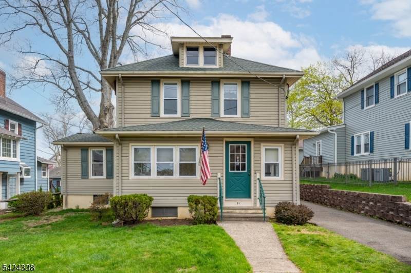 11 Oak Grove Rd - Photo 1