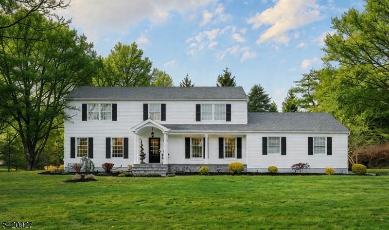 12 Buttonwood Ct - Photo 1