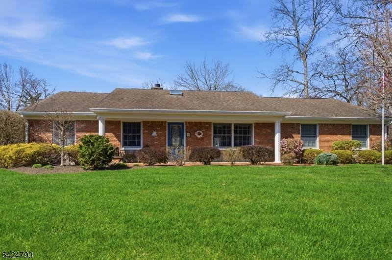 11 Dells Dr - Photo 1