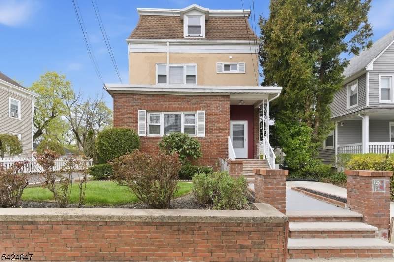 129 Duer St - Photo 1