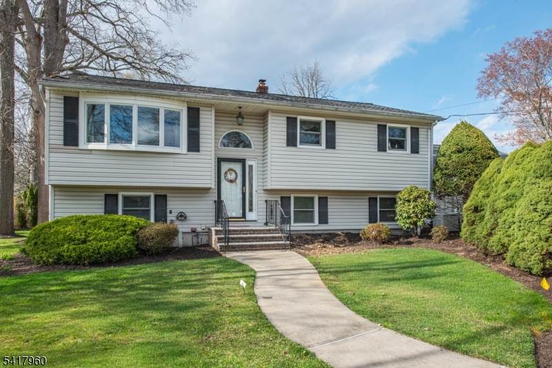 39 Homestead Ave - Photo 1