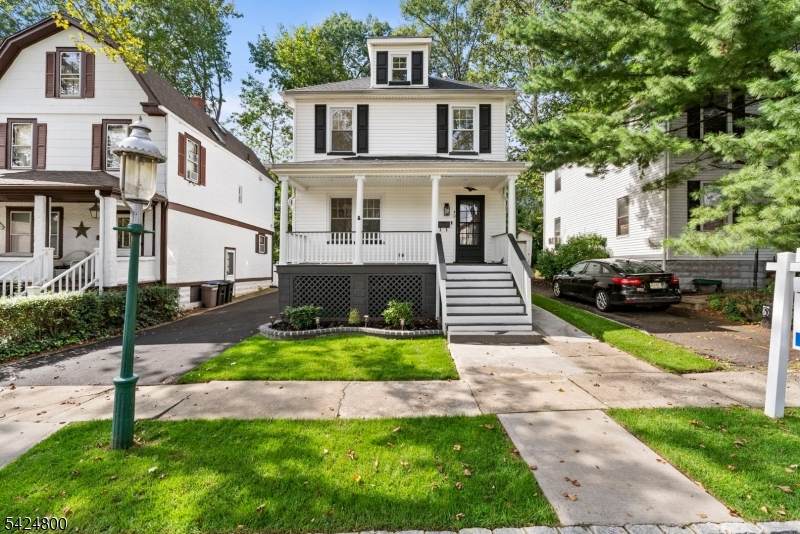 40 Edgewood Rd - Photo 1