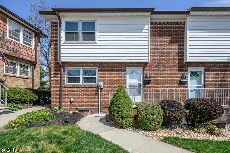 4 Cardinal Ln - Photo 1
