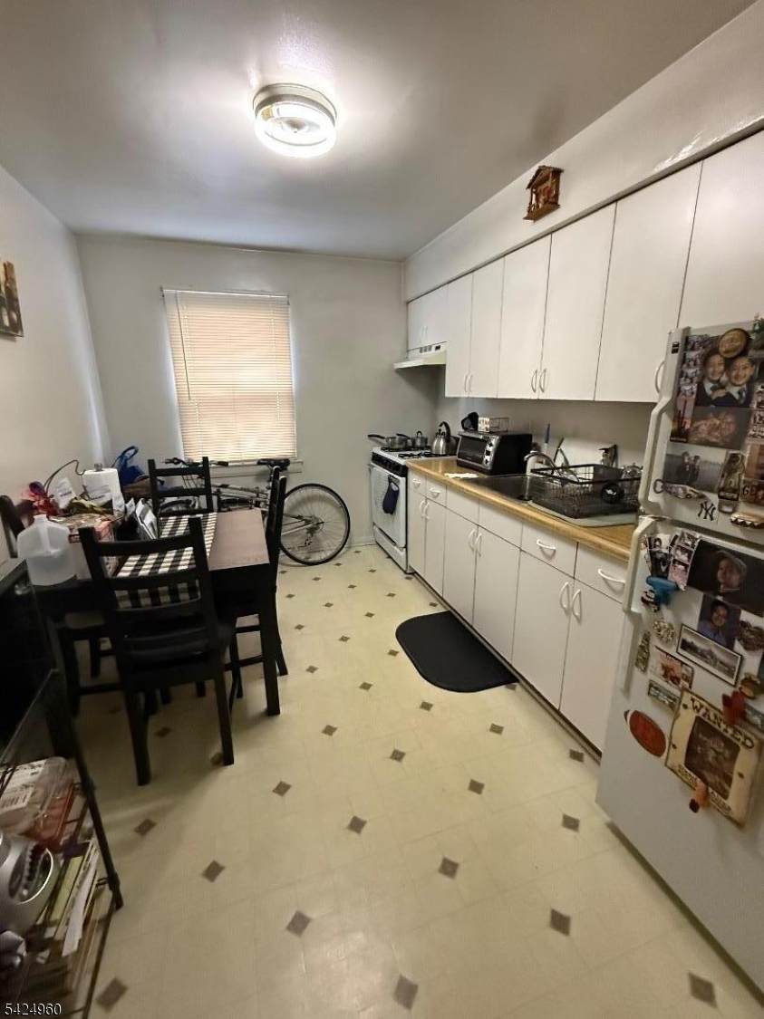 659 Passaic Ave. - Photo 1