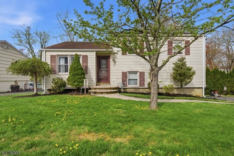 23 Witt Avenue - Photo 1
