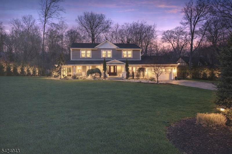 32 Virginia Rd - Photo 1