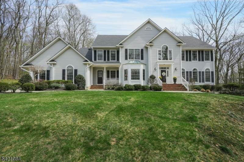 2 Knollwood Ter - Photo 1