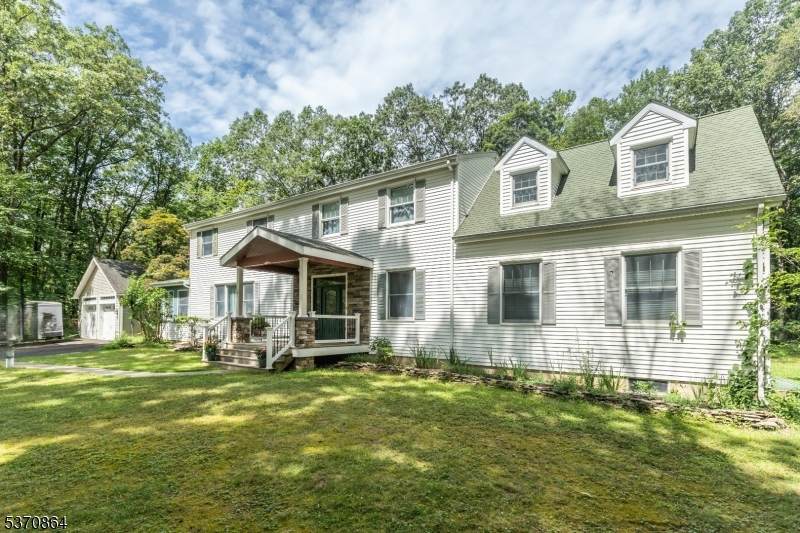 15 Rock Hollow Rd - Photo 1