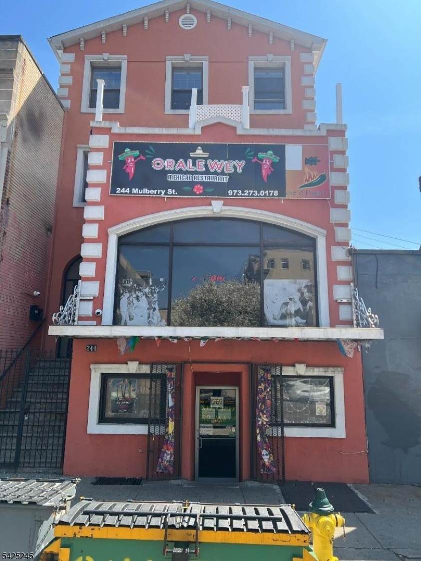 244 Mulberry St - Photo 1