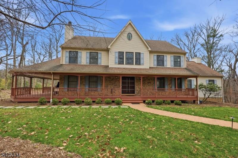 931 Vosseller Ave - Photo 1