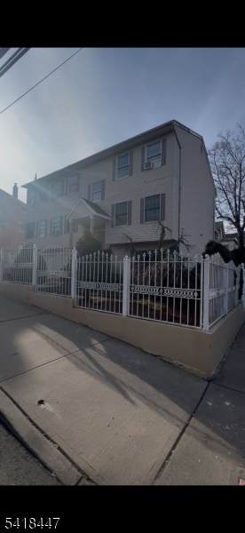 247 E 16Th St - Photo 1