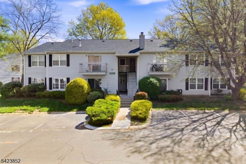 102 Morgan Pl - Photo 1