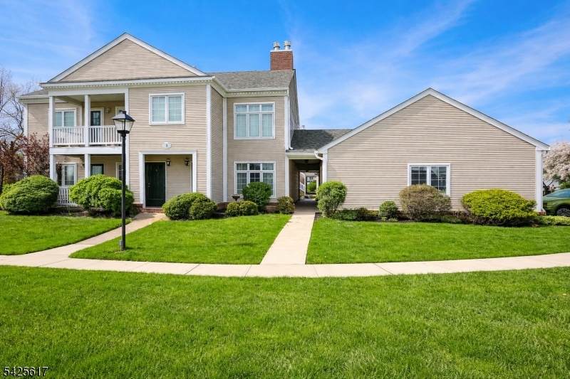 1 Rutland Ln - Photo 1