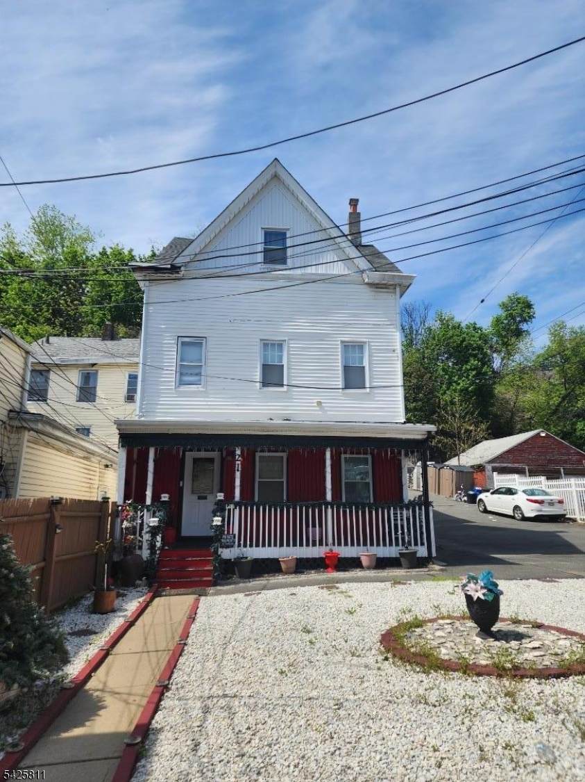 21 Belmont Ave - Photo 1