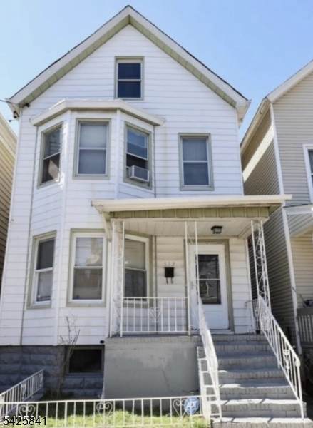 532 Fulton St - Photo 1