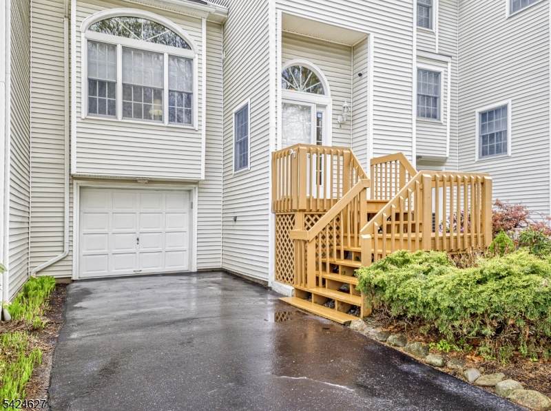 4 Erin Way - Photo 1