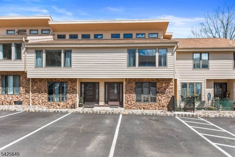 311 Cheyenne Rd - Photo 1