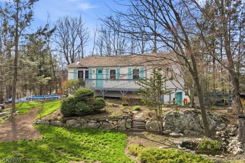 6 Ramsay Rd - Photo 1