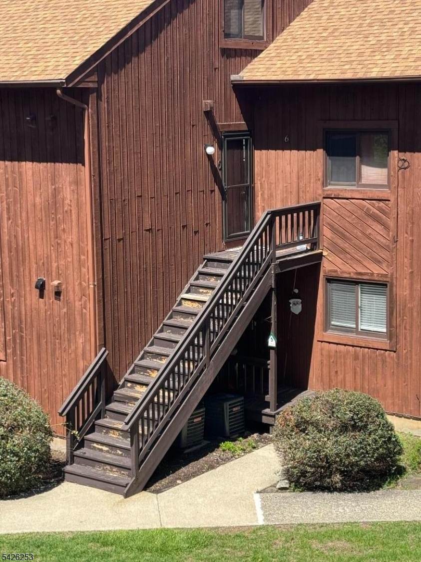 2 Sunrise Dr - Photo 1
