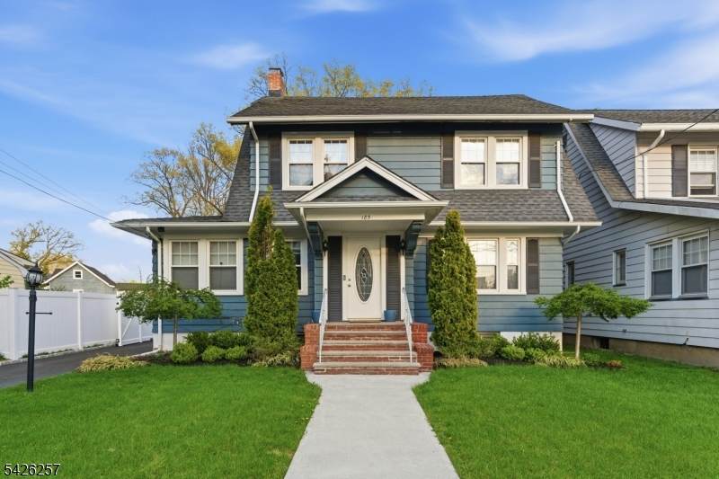 185 Washington Ave - Photo 1