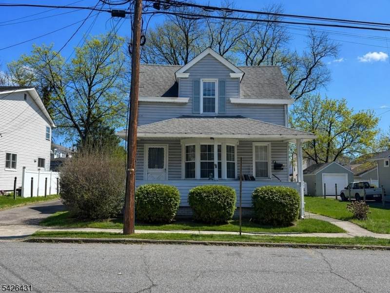 163 Passaic Ave - Photo 1