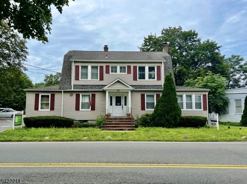 413 W Main St - Photo 1