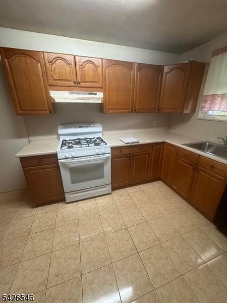 257 Illinois Ave - Photo 1